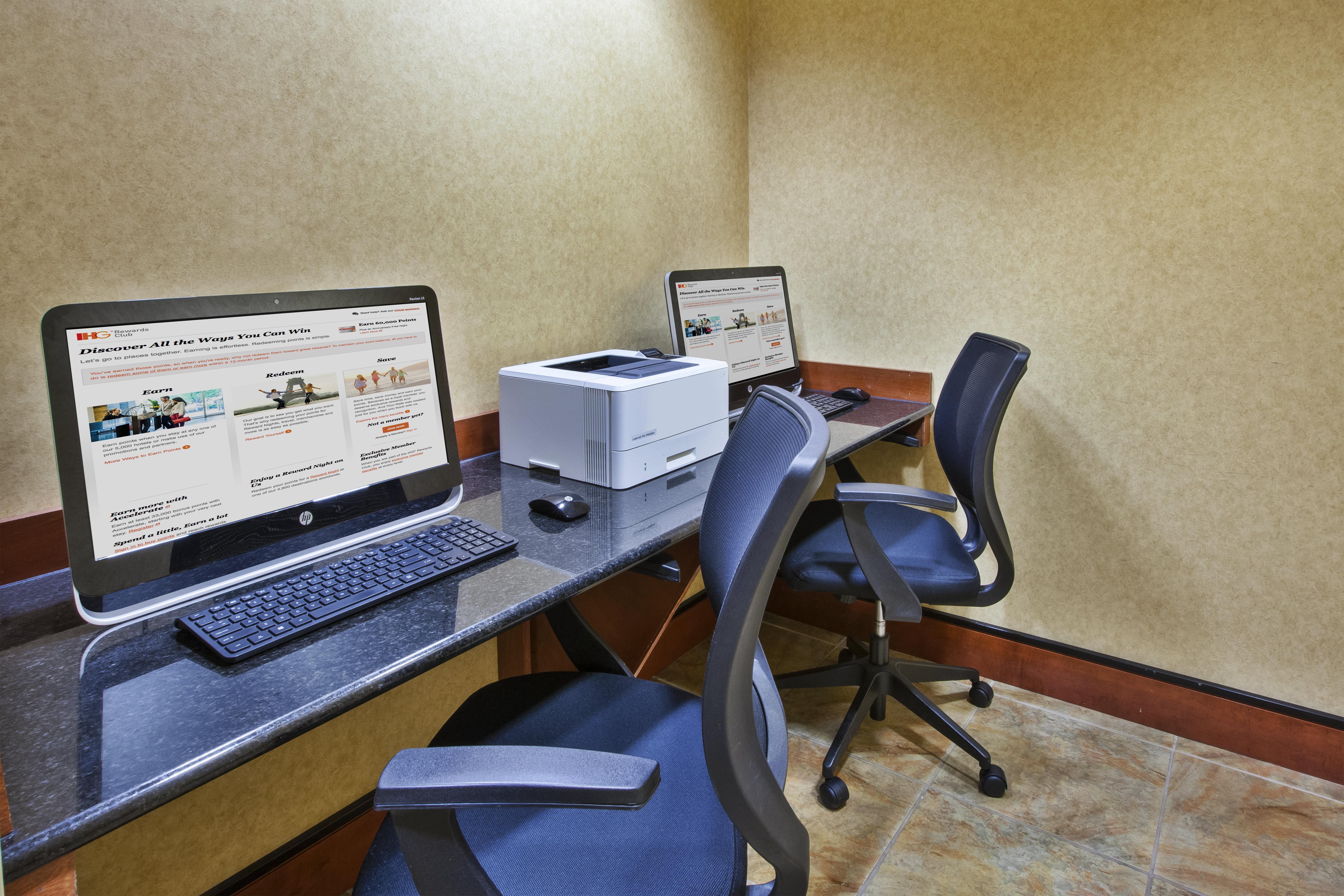 Holiday Inn Express Hotel & Suites Fort Wayne By Ihg Ellisville Ngoại thất bức ảnh