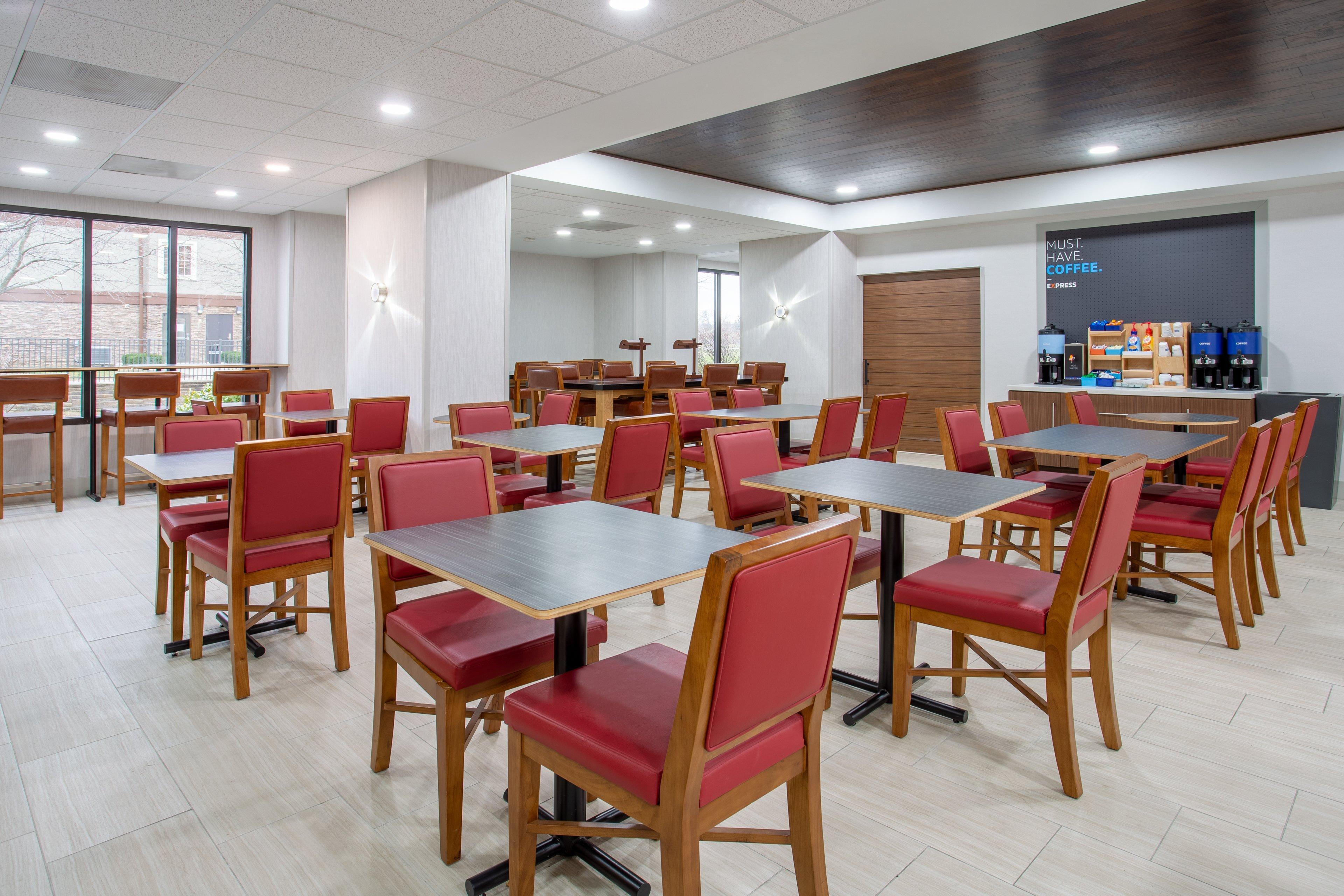 Holiday Inn Express Hotel & Suites Fort Wayne By Ihg Ellisville Ngoại thất bức ảnh