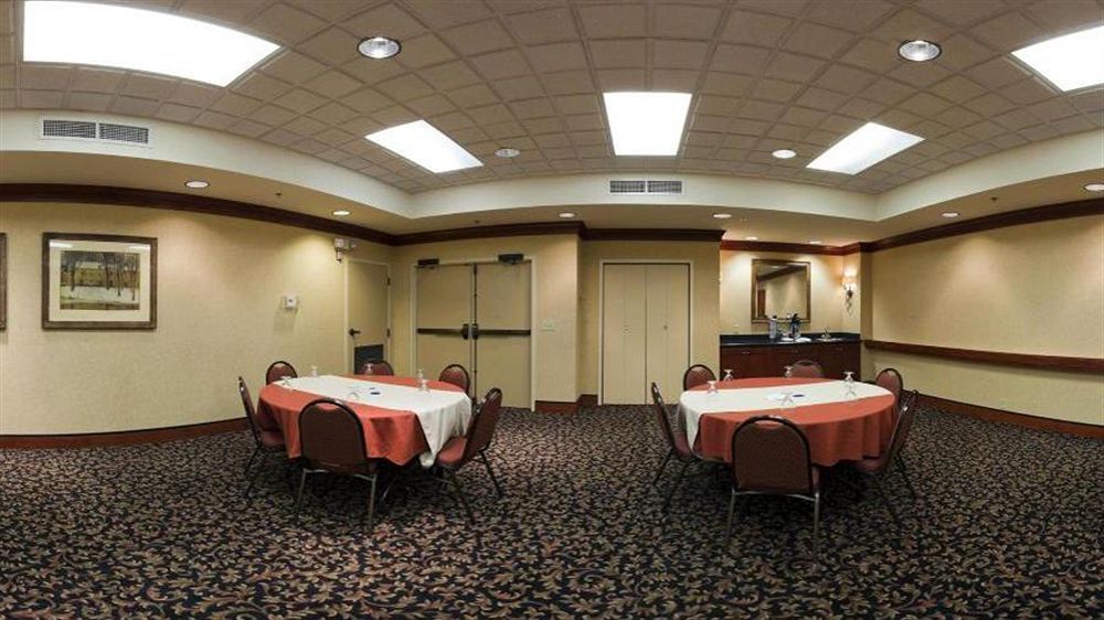 Holiday Inn Express Hotel & Suites Fort Wayne By Ihg Ellisville Ngoại thất bức ảnh