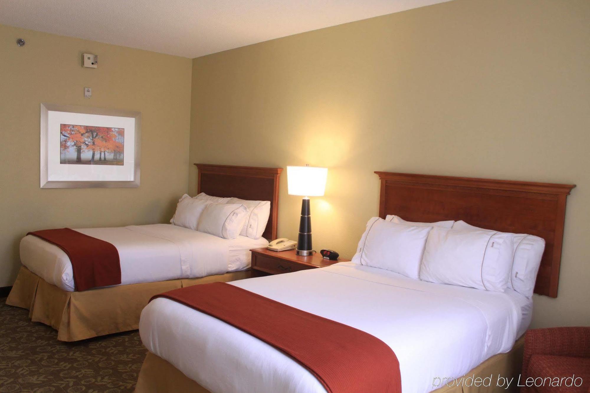 Holiday Inn Express Hotel & Suites Fort Wayne By Ihg Ellisville Ngoại thất bức ảnh